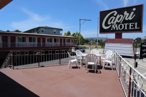 Capri Motel Santa Cruz Beach Boardwalk 4