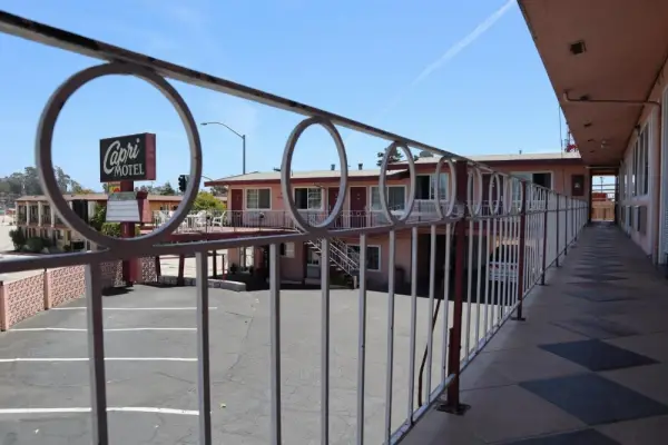 Capri Motel Santa Cruz Beach Boardwalk 9